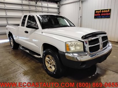 Used 2005 Dodge Dakota SLT