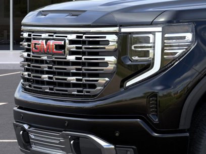 New 2025 GMC Sierra 1500 Denali w/ Technology Package
