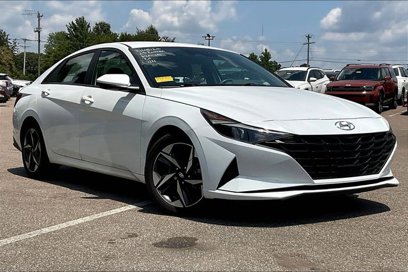 Certified 2023 Hyundai Elantra SEL w/ Convenience Package