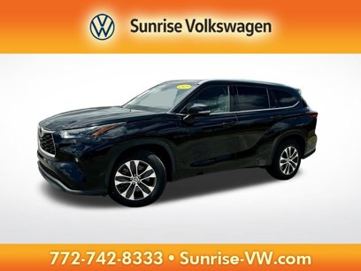 Used 2022 Toyota Highlander XLE