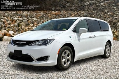 Used 2019 Chrysler Pacifica Touring Plus