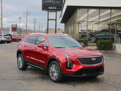 New 2025 Cadillac XT4 Premium Luxury