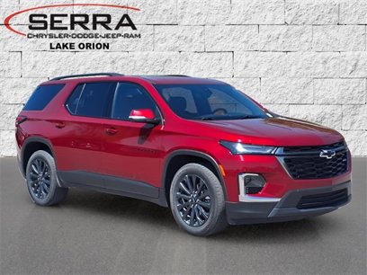 Used 2023 Chevrolet Traverse RS