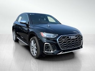 Used 2024 Audi SQ5 Premium w/ Convenience Package