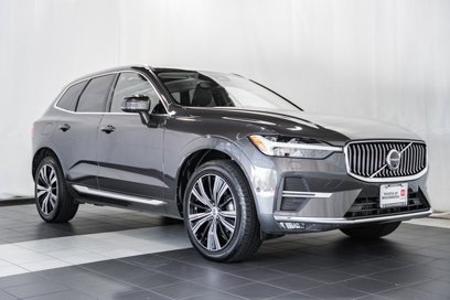 Used 2022 Volvo XC60 B5 Inscription w/ Advanced Package