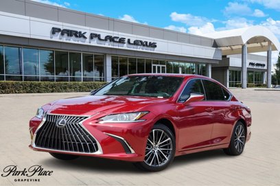 New 2025 Lexus ES 300h w/ Premium Package