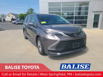 Used 2024 Toyota Sienna LE