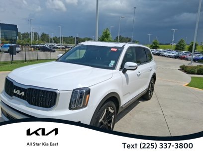 Certified 2024 Kia Telluride EX w/ EX Captain's Chair Package