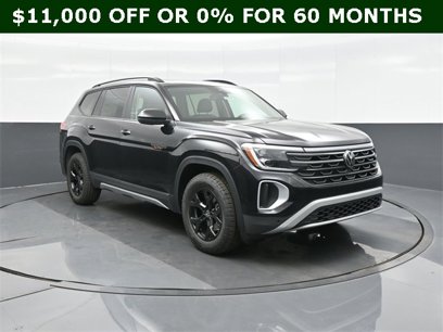 New 2025 Volkswagen Atlas Peak Edition SE