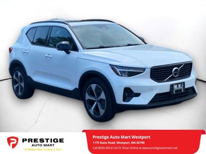 Used 2023 Volvo XC40 B4 Ultimate