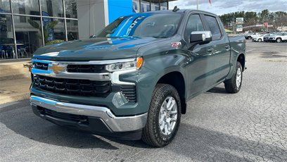 New 2025 Chevrolet Silverado 1500 LT