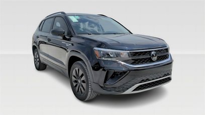 New 2024 Volkswagen Taos SE