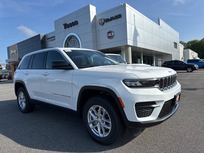 New 2025 Jeep Grand Cherokee Laredo