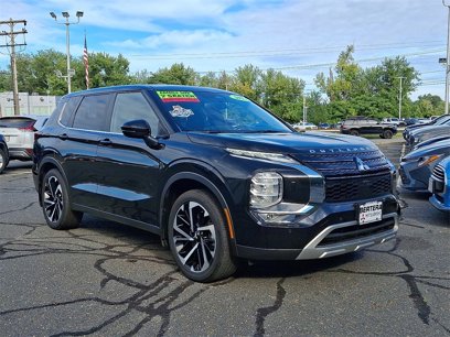 Used 2023 Mitsubishi Outlander SE
