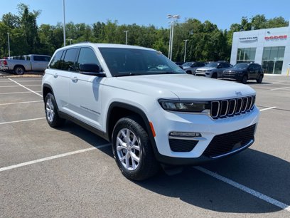 Certified 2022 Jeep Grand Cherokee Limited w/ Trailer Tow Prep Group (B)