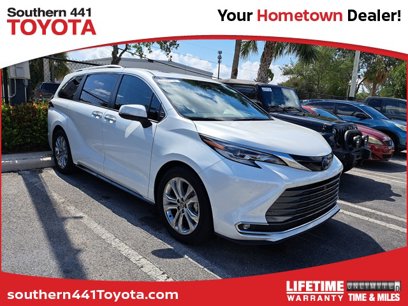 Used 2022 Toyota Sienna Platinum