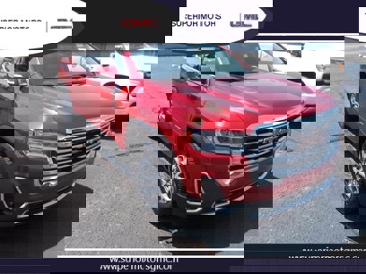 Used 2023 GMC Acadia SLT