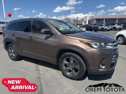 Used 2017 Toyota Highlander Limited Platinum