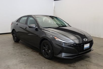 Certified 2022 Hyundai Elantra SEL