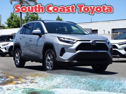 New 2025 Toyota RAV4 XLE