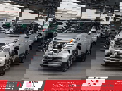 Used 2023 Nissan Rogue SV
