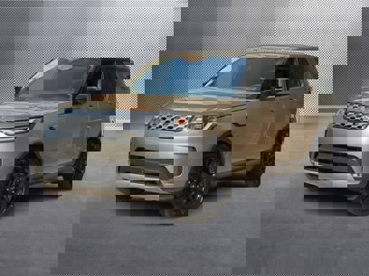 New 2025 Land Rover Discovery S