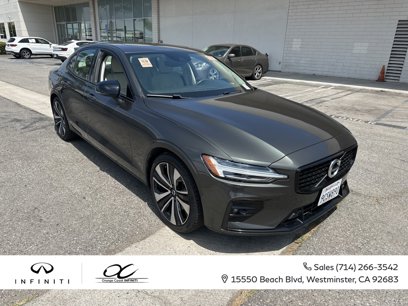 Used 2022 Volvo S60 B5 Momentum w/ Premium Package