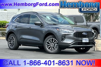 New 2025 Ford Escape SE