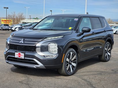 New 2025 Mitsubishi Outlander SE