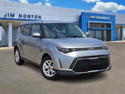 Used 2024 Kia Soul LX w/ Option Group 015