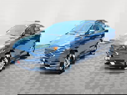 Used 2018 Ford Fusion SE w/ Fusion SE Technology Package
