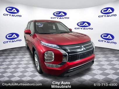 New 2025 Mitsubishi Outlander ES