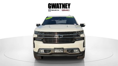 Used 2019 Chevrolet Silverado 1500 High Country w/ Technology Package