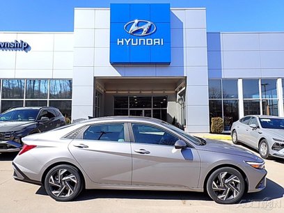 New 2025 Hyundai Elantra Limited