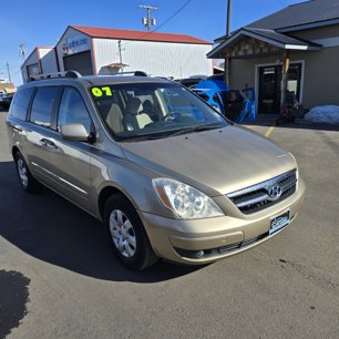 Used 2007 Hyundai Entourage SE