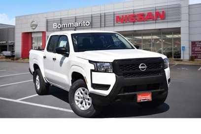 New 2025 Nissan Frontier S