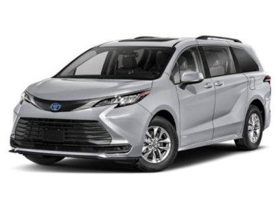 New 2025 Toyota Sienna LE