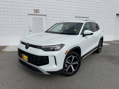 New 2025 Volkswagen Tiguan SE