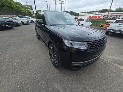 Used 2025 Land Rover Range Rover SE