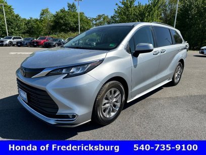 Used 2022 Toyota Sienna XLE