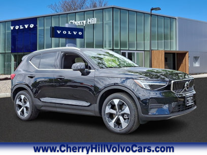 New 2025 Volvo XC40 B5 Core w/ Protection Package Premier