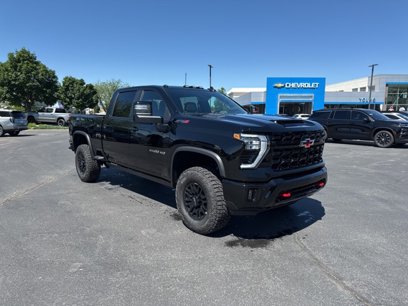 New 2025 Chevrolet Silverado 2500 ZR2 w/ Technology Package