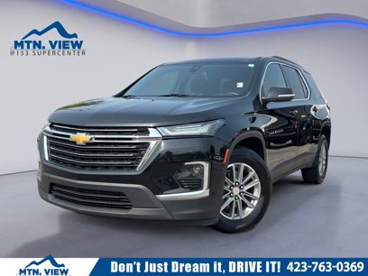Used 2023 Chevrolet Traverse LT