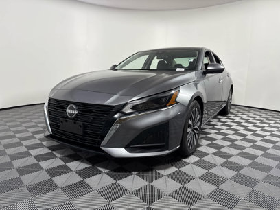 Used 2023 Nissan Altima 2.5 SV