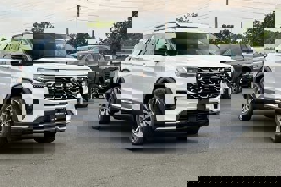 New 2025 Ford Explorer Platinum w/ Ultimate Package