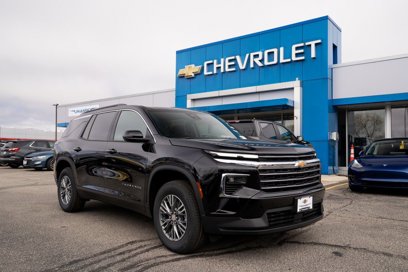 New 2025 Chevrolet Traverse LT