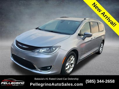 Used 2018 Chrysler Pacifica Touring-L Plus w/ Tire & Wheel Group