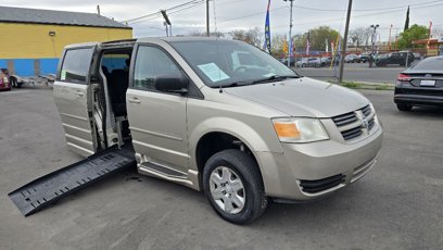 Used 2009 Dodge Grand Caravan SE w/ Climate Group