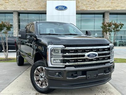 New 2025 Ford F250 King Ranch w/ FX4 Off-Road Package
