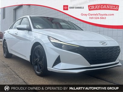 Used 2023 Hyundai Elantra SEL